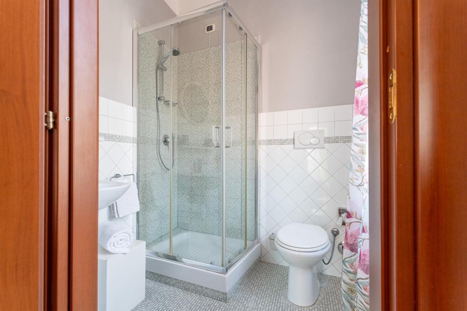 Torricella  Maxi Paradiso - Guest House A Due Passi Dal Lago Trasimeno מראה חיצוני תמונה
