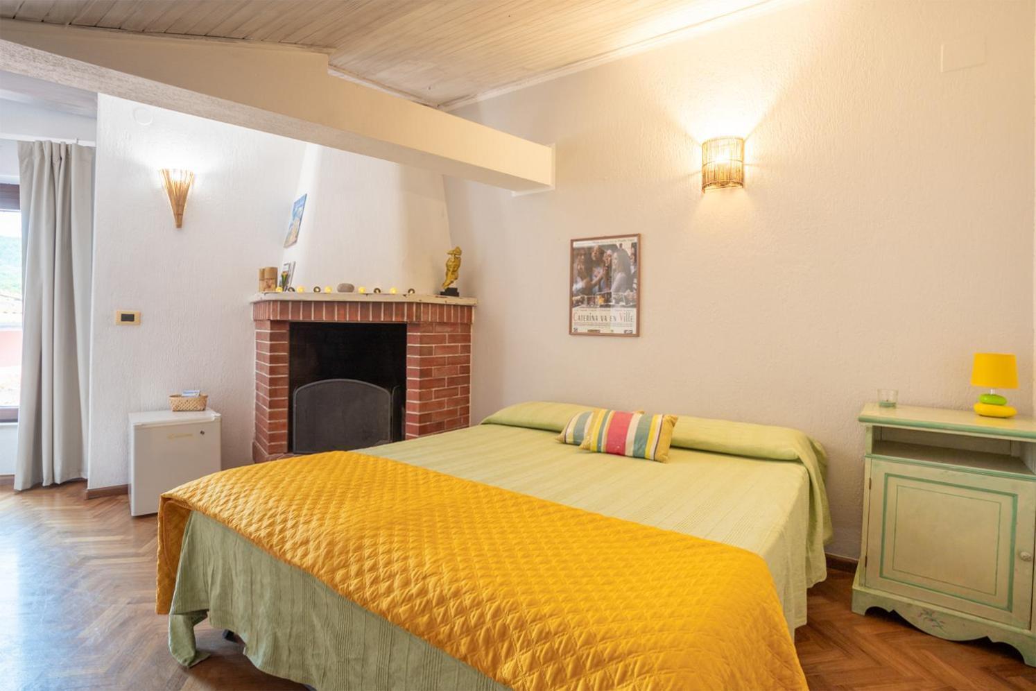 Torricella  Maxi Paradiso - Guest House A Due Passi Dal Lago Trasimeno מראה חיצוני תמונה